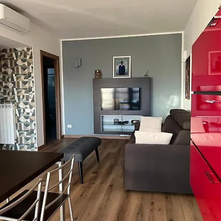 Casa Tua Housing דירה *