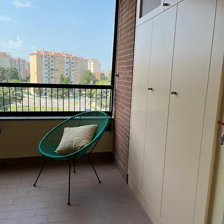 Casa Tua Housing